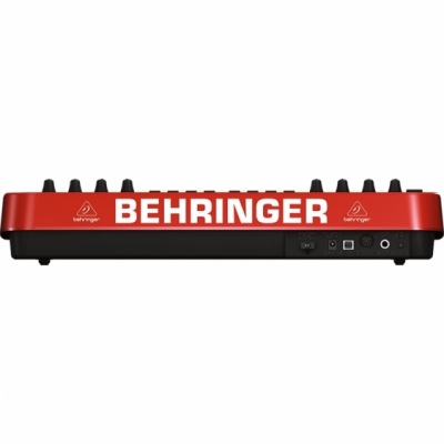 Behringer UMX250 - kontroler USB/MIDI