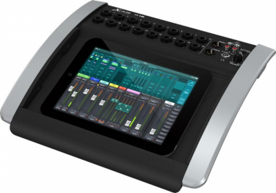 Behringer X18 - cyfrowy mikser dla iPad