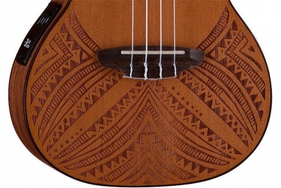 Luna Tapa Cedar Concert - elektryczne ukulele koncertowe-2743
