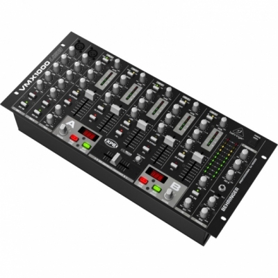 Behringer VMX1000USB - 7-kanałowy mikser DJ