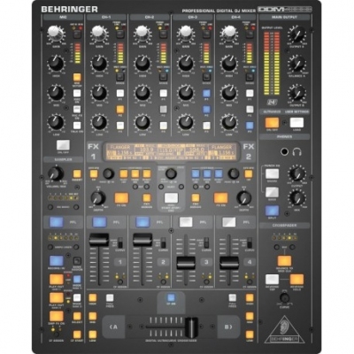 Behringer DDM4000 - cyfrowy mikser DJ-ski z samplerem