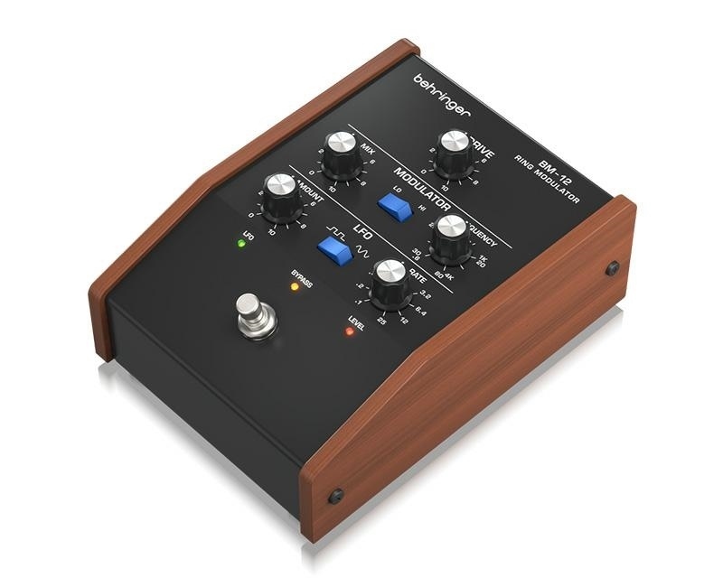 Behringer BM-11M LOW PASS FILTER Efekt gitarowy