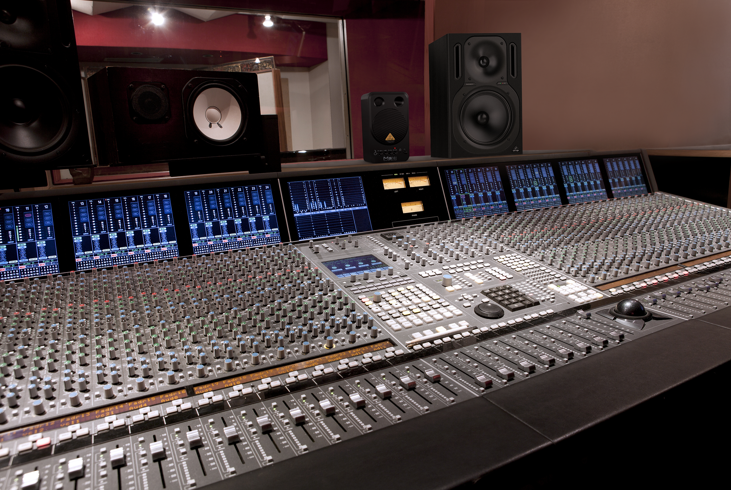 Behringer STUDIO L Interfejs audio USB 2x2 z kontrolerem monitorów