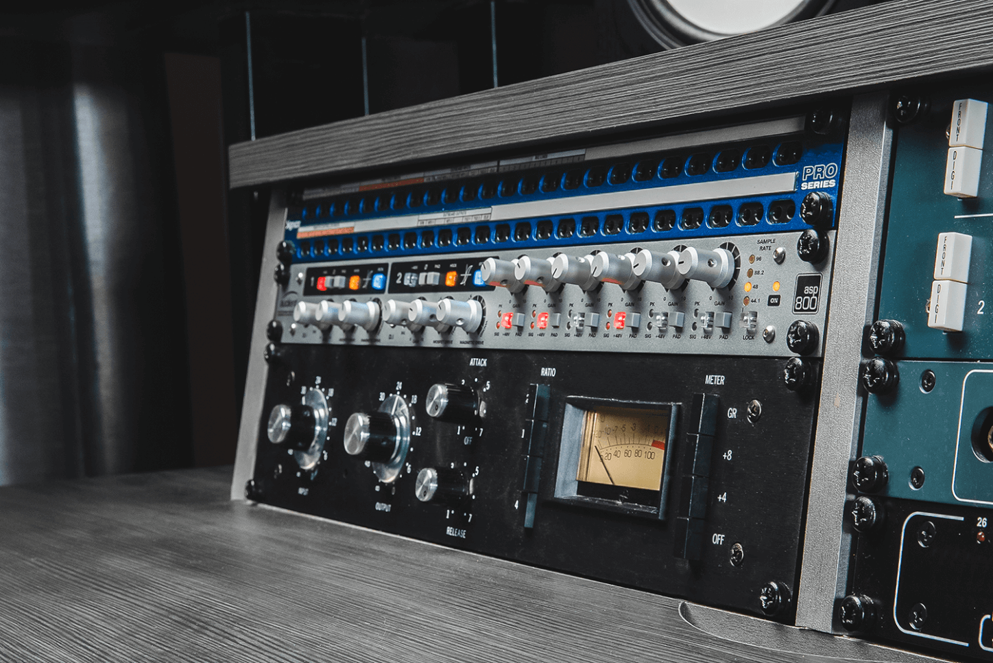 Audient ASP800 Przedwzmacniacz 8 kanałowy z wyjściami ADAT