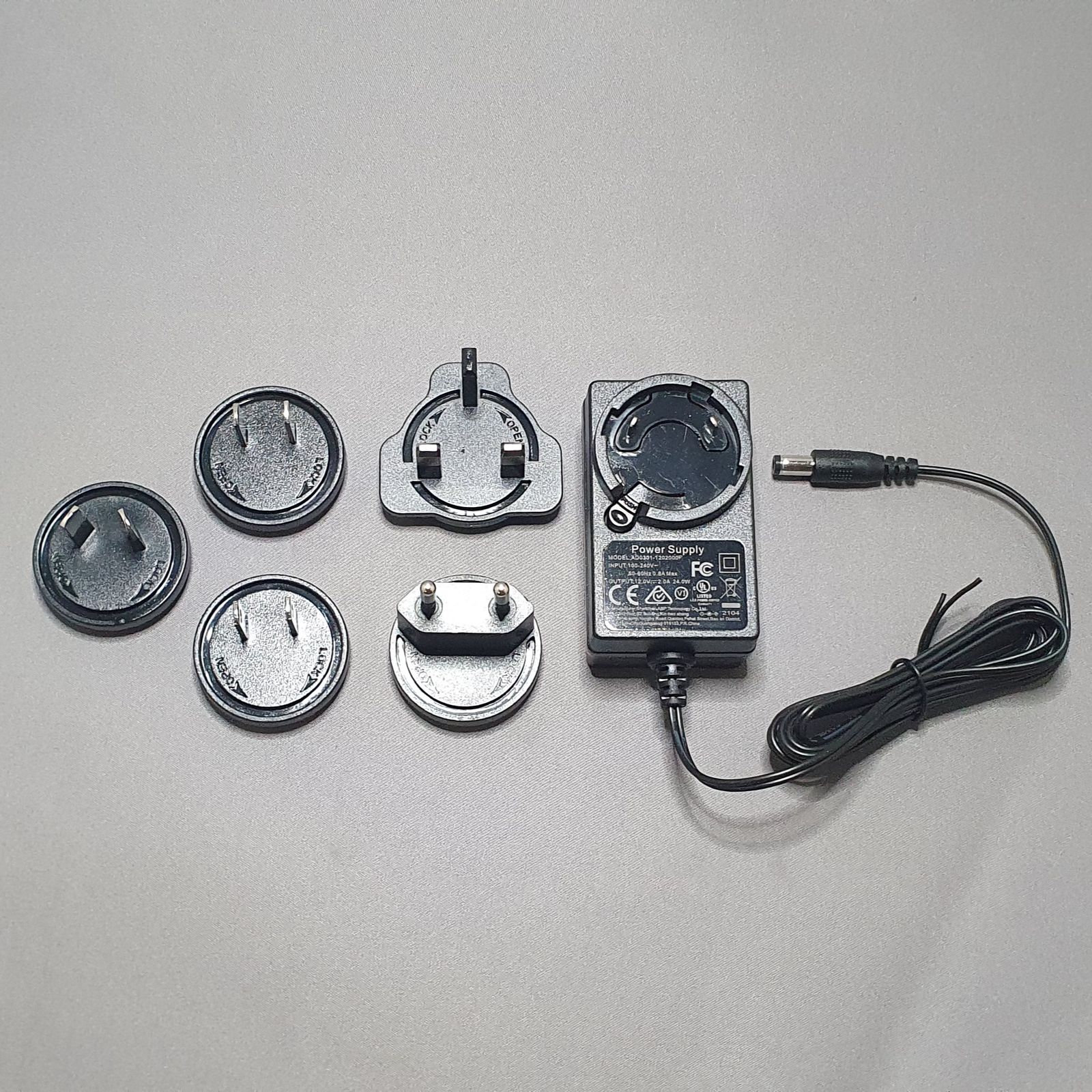 Audient PSU-12V Uniwersalny zasilacz sieciowy do iD