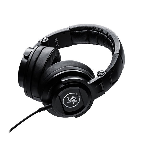 Mackie MC-250 – Słuchawki studyjne