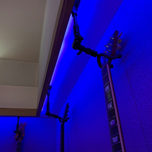 Triad Orbit IO-SS1-G - IO-Equipped Guitar Hanger Long