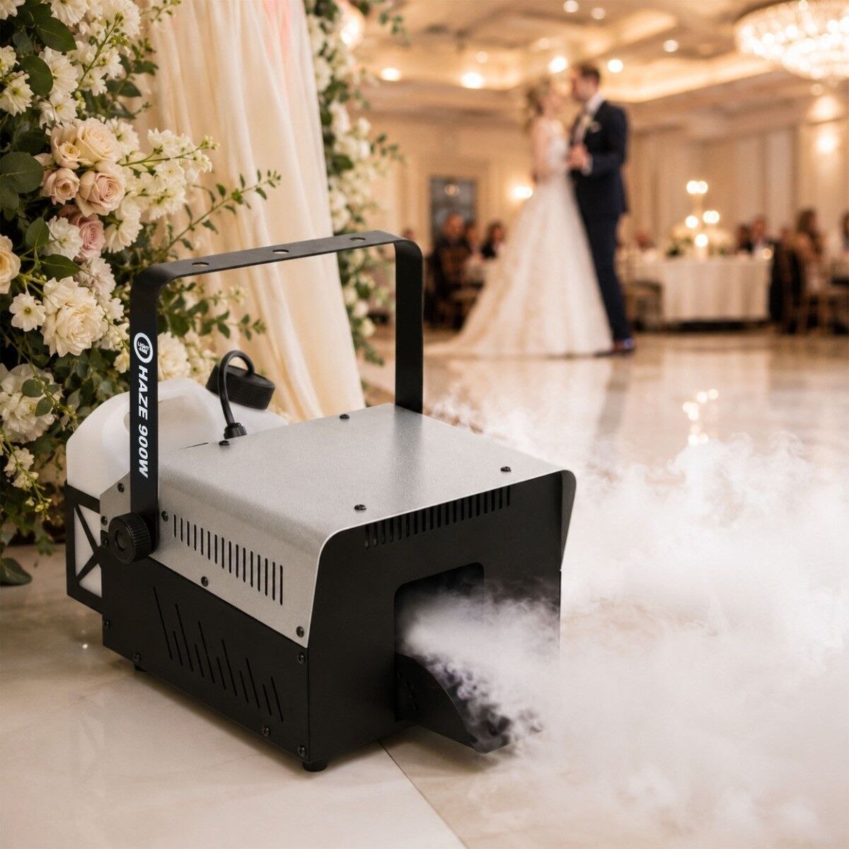 LIGHT4ME HAZE 900W generator wytwornica dymu mgły hazer DMX pilot bezprzewodowy uchwyt montażowy