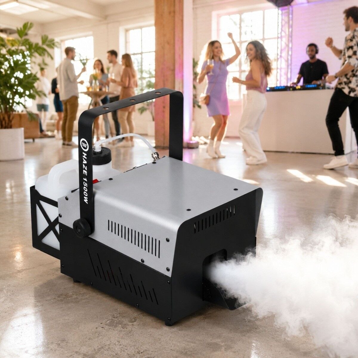 LIGHT4ME HAZE 1500W generator wytwornica dymu mgły hazer DMX pilot bezprzewodowy uchwyt montażowy