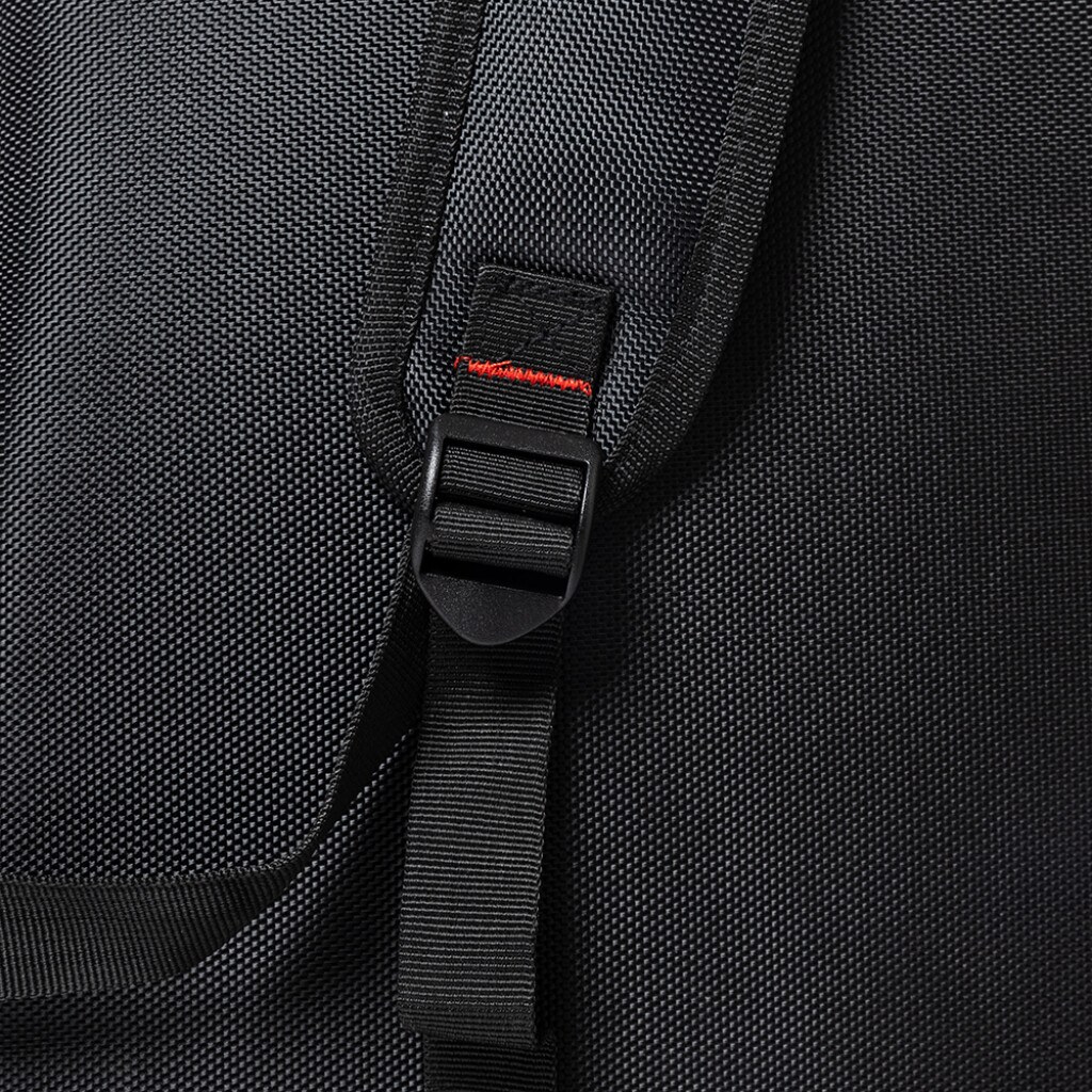 Stagg STB-NDURA 15 UB - pokrowiec na elektryczną gitarę basową, nylon balistyczny 1680 D