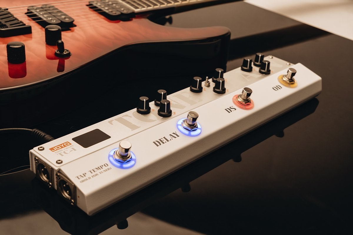 Joyo TC-1 Tone Chain - multiefekt gitarowy overdrive, distortion i delay z Tap Tempo, tunerem i XLR