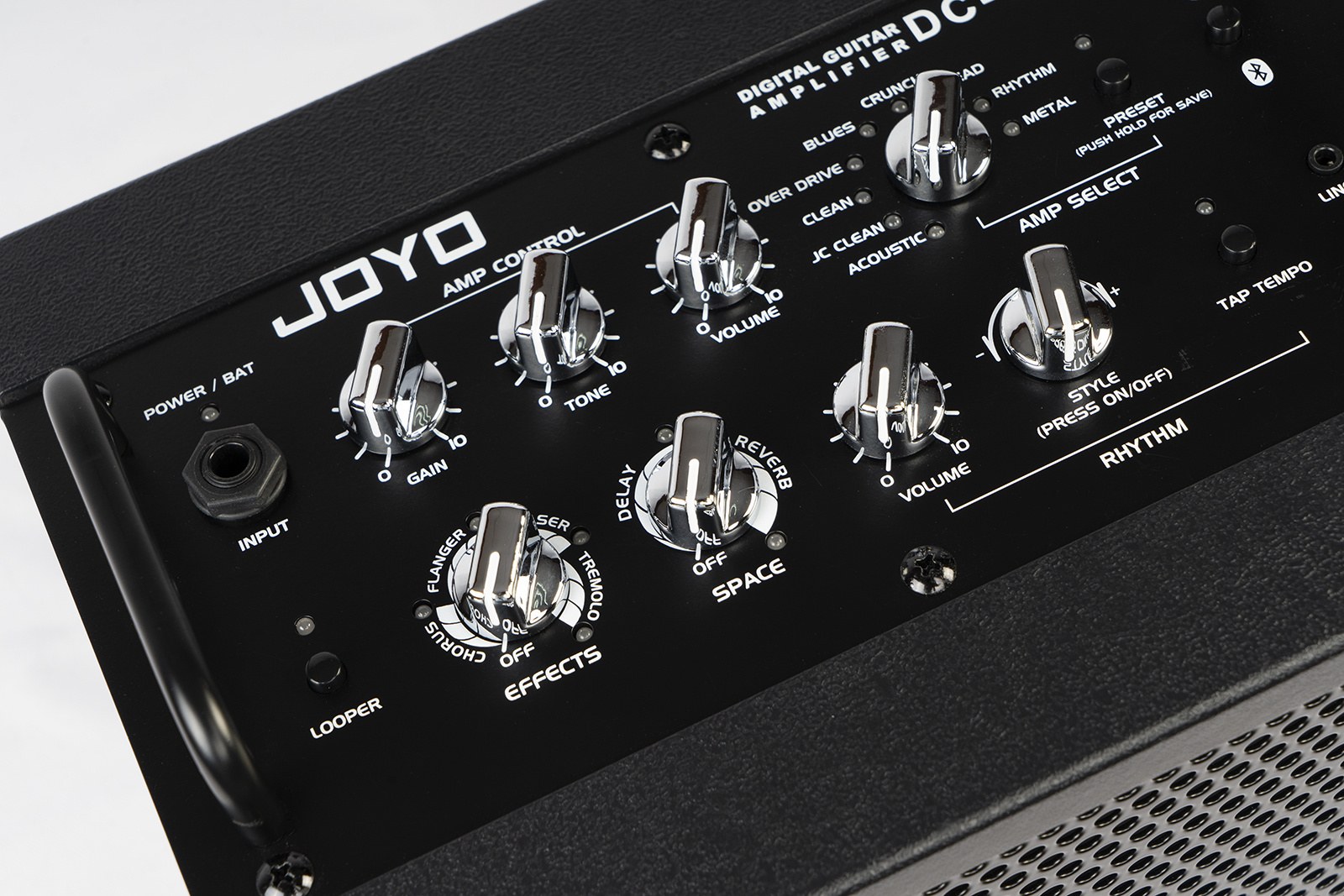 Joyo DC-15S - akumulatorowe combo gitarowe 15 W z looperem i Bluetooth