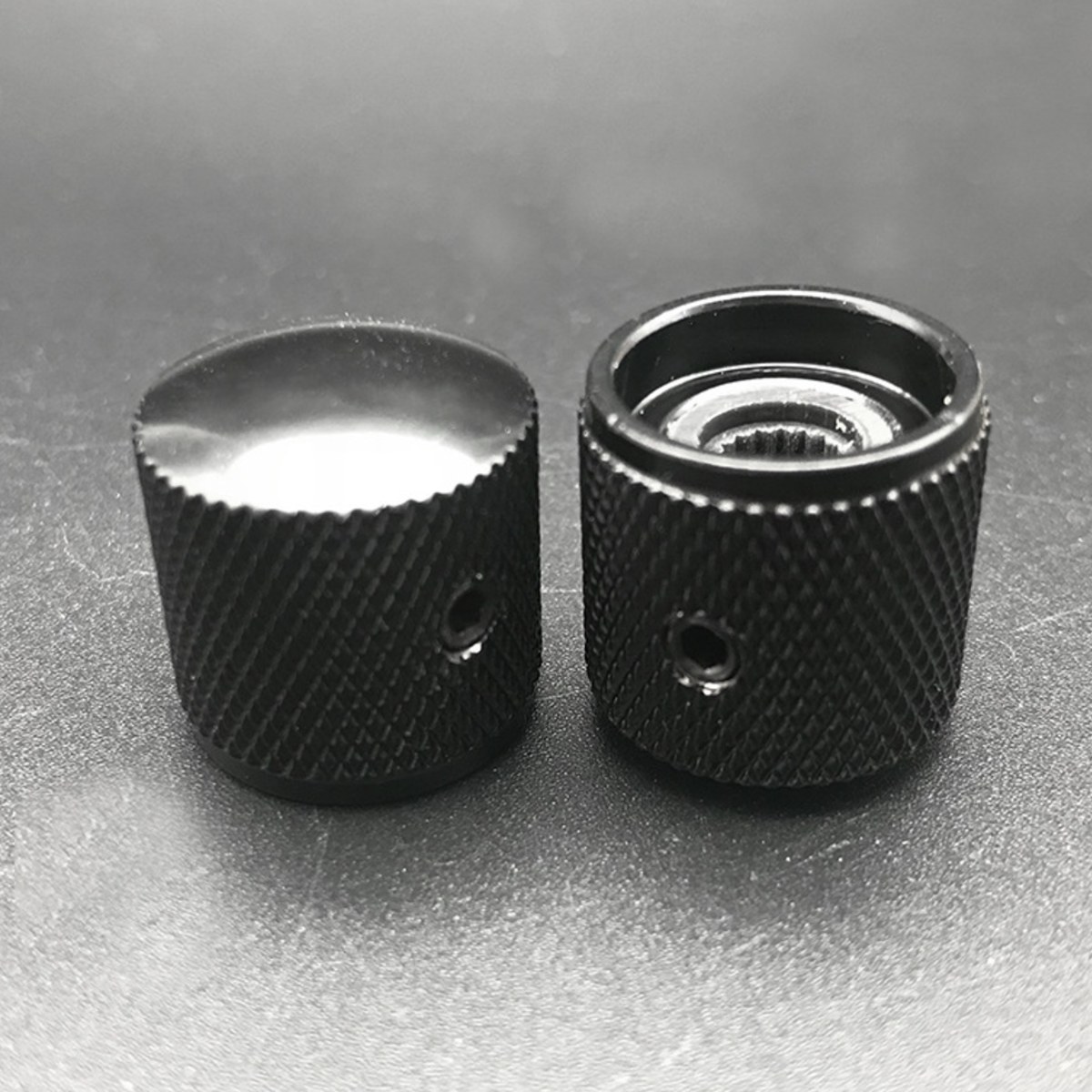 Gałka do gitary Kera Audio GM0220 Czarny