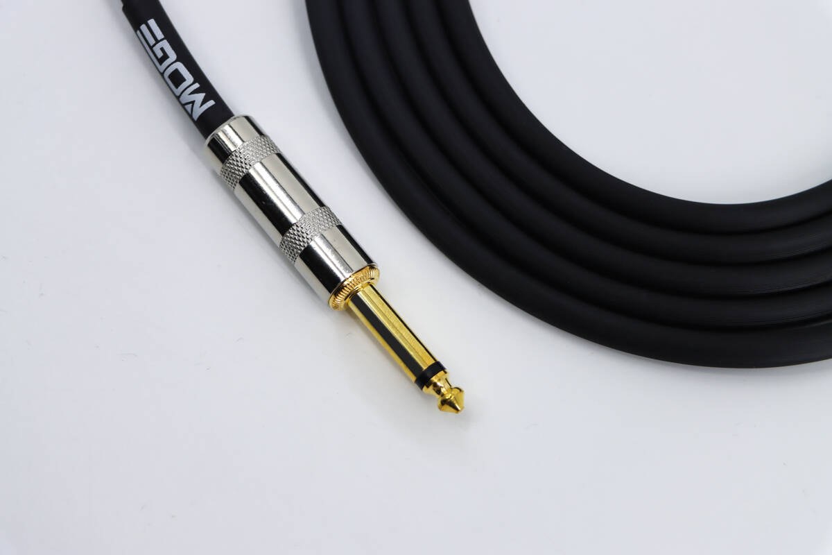 Kabel instrumentalny Moge MP22-6 Black