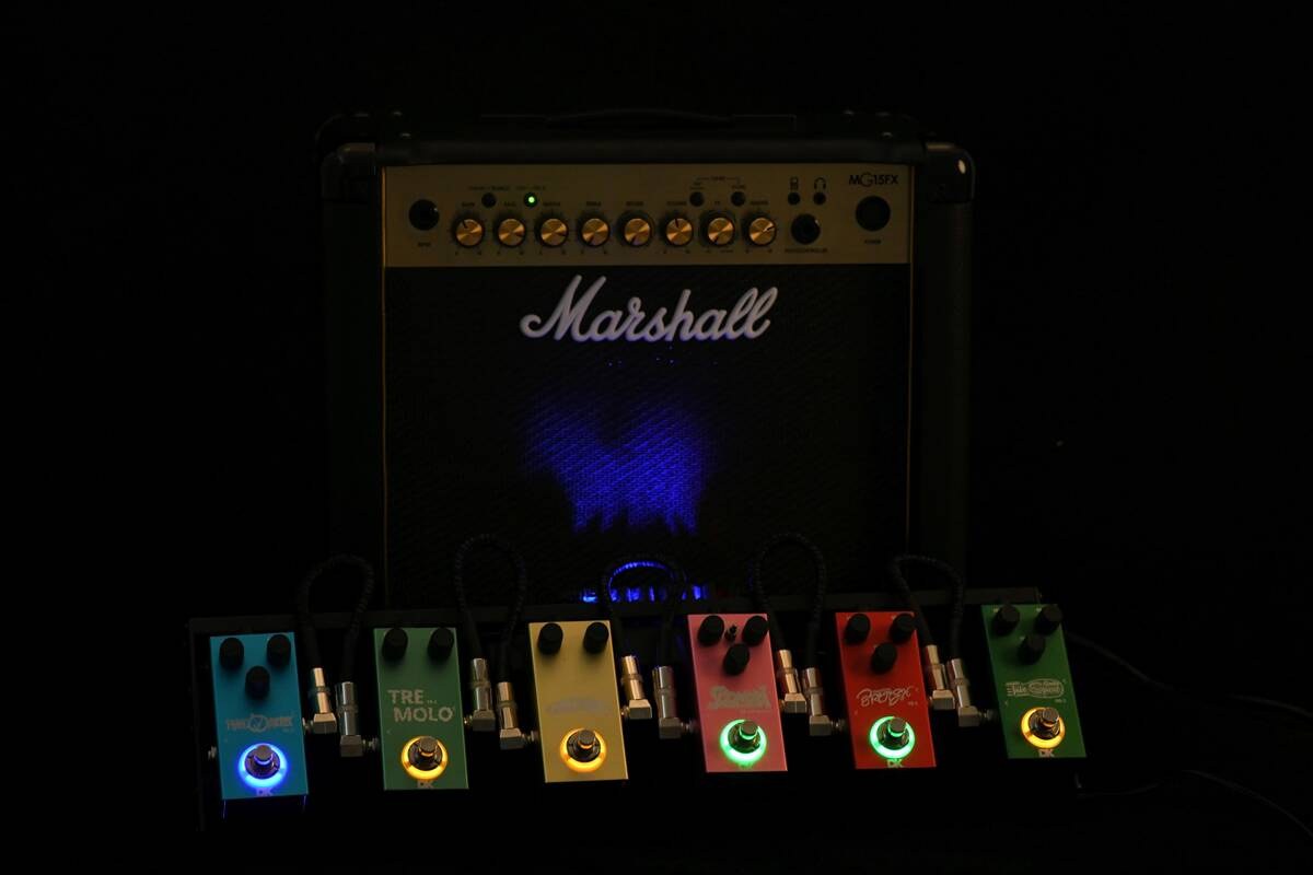 Efekt do gitary Tremolo DK Technology TR-1