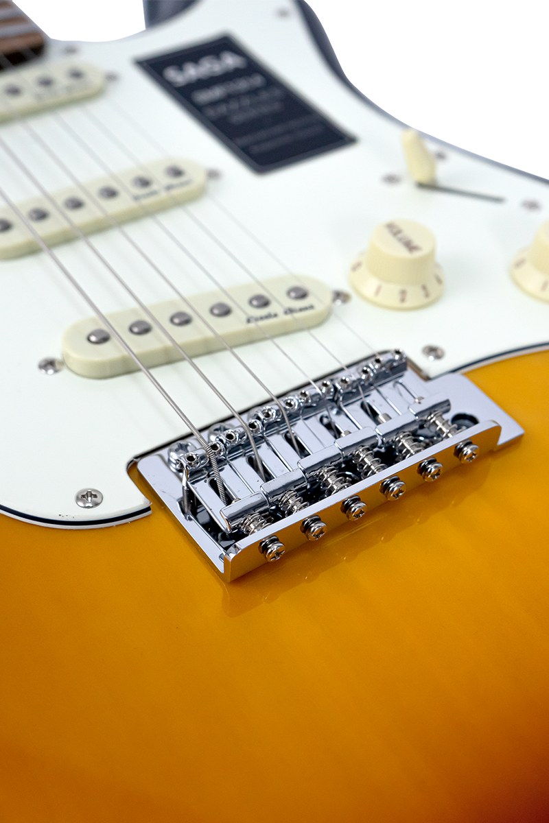 Gitara elektryczna SAGA SMF1314 SB (SSS)
