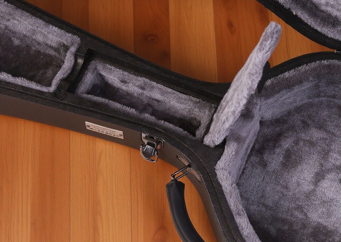 Futerał na gitarę akustyczną Hard Bag GB-85