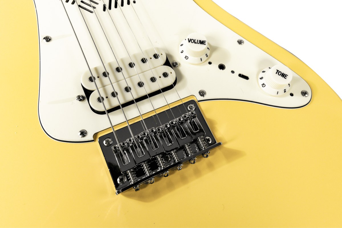 Gitara elektryczna ze wzmacniaczem Kazuki BKZ-SM101ST-LD