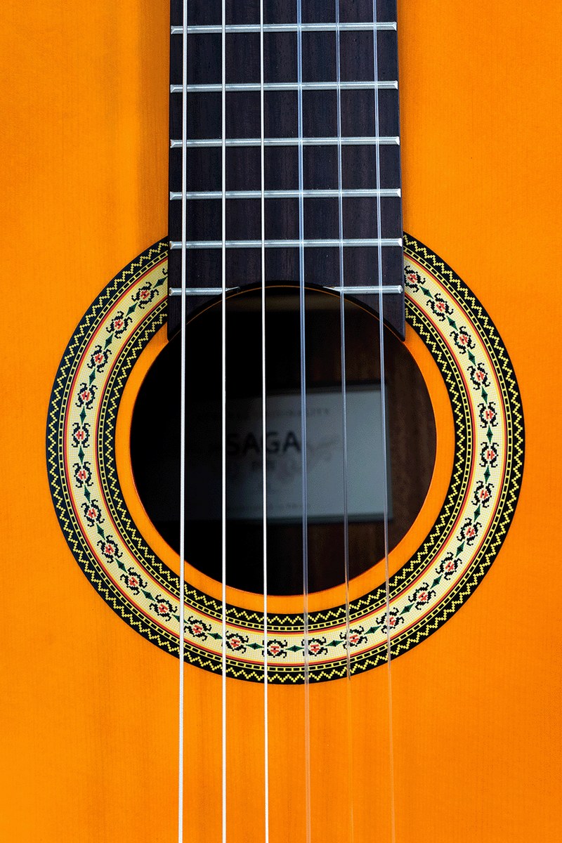 Gitara klasyczna SAGA C1