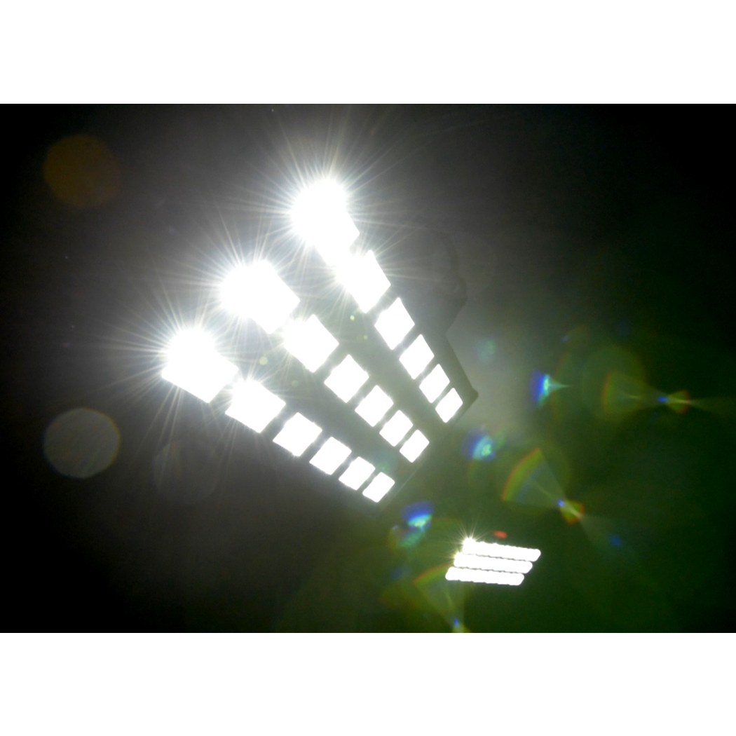 LIGHT4ME LED UV 18x3W reflektor + stroboskop DMX