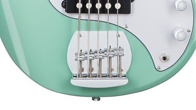 STERLING RAY 5 (MG) bas elektryczny