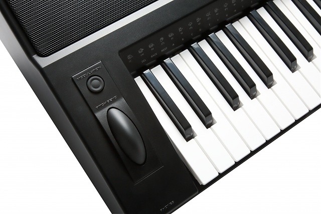KURZWEIL KP 200 keyboard