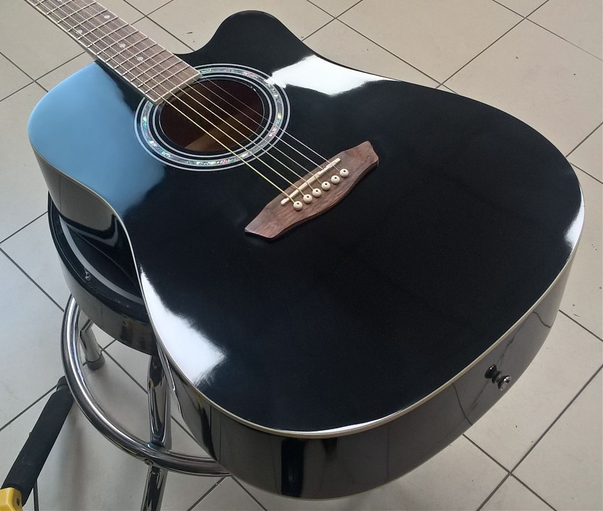 WASHBURN WA 90 C (B) gitara akustyczna