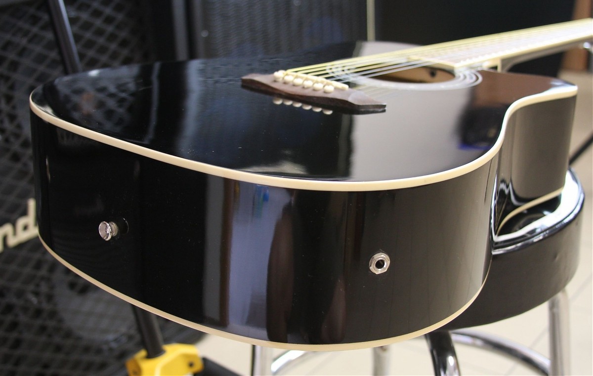WASHBURN WA 90 CE (B) gitara elektroakustyczna