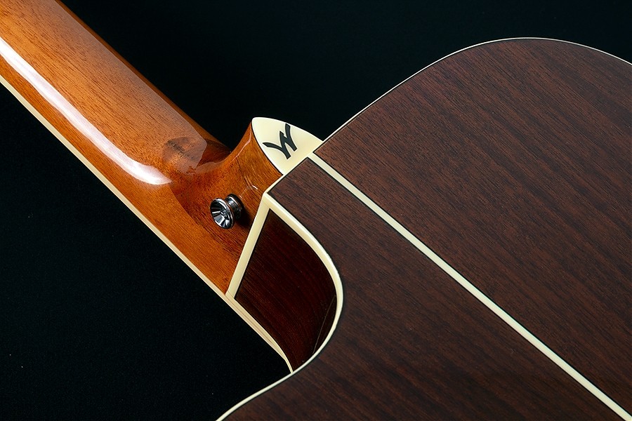 WASHBURN AG 70 CE (N) gitara elektroakustyczna