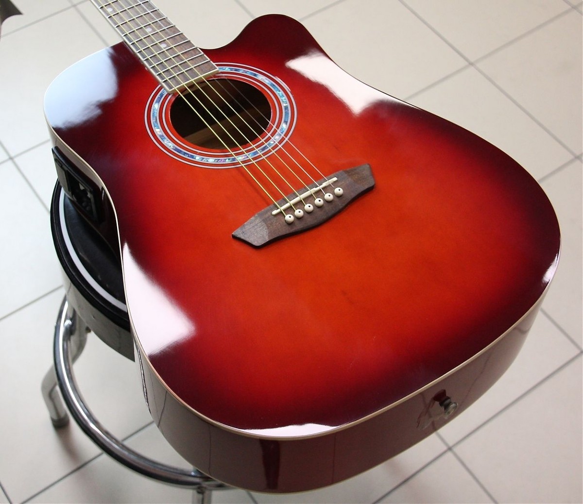 WASHBURN WA 90 CE (RDB) gitara elektroakustyczna