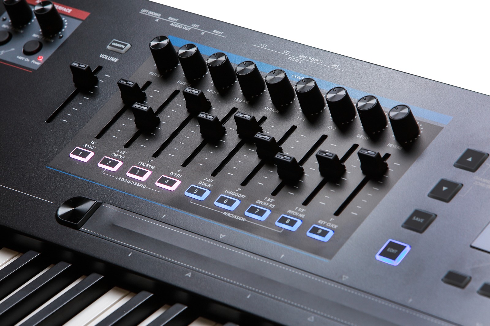 KURZWEIL K 2700 syntezator