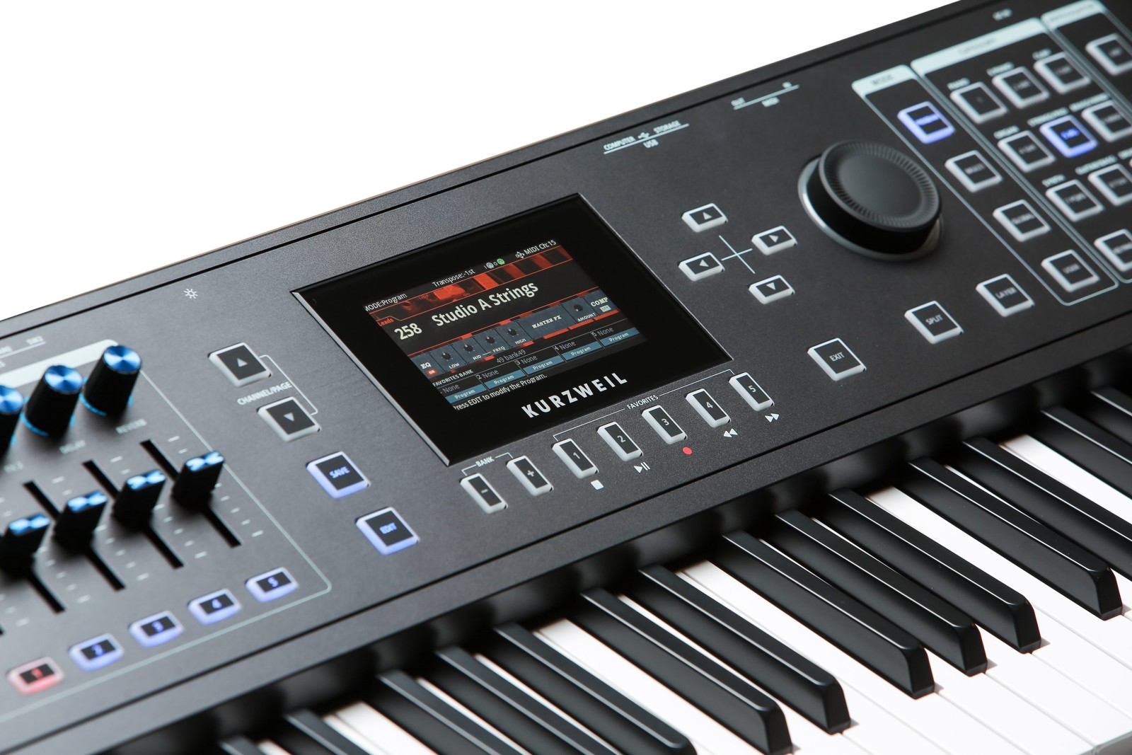 KURZWEIL PC 4 SE syntezator
