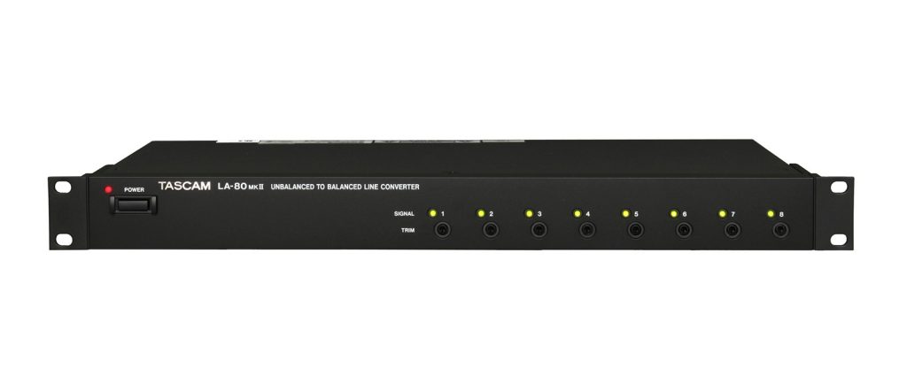 Tascam LA-80MKII – ośmiokanałowy konwerter RCA na symetryczne XLR, rack 1U