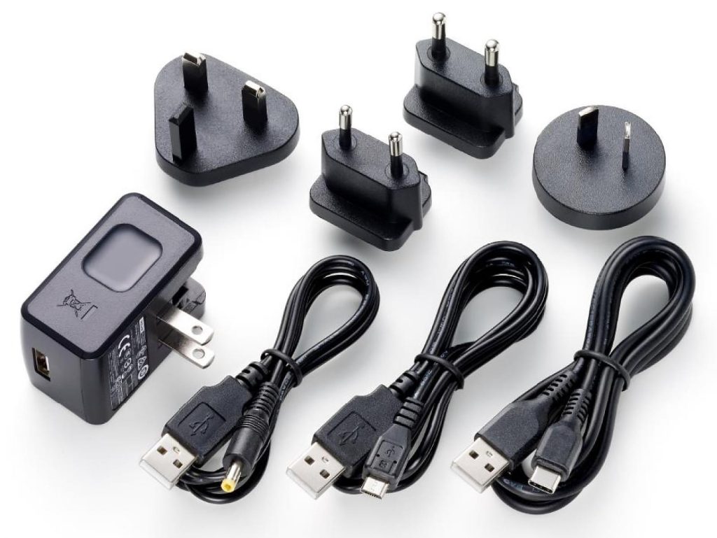 Tascam PS-P520U - uniwersalny zasilacz do urządzeń zasilanych napięciem 5V